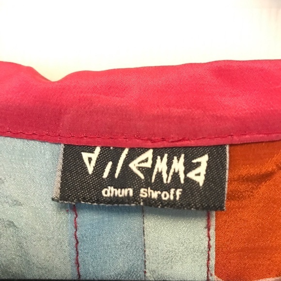 VINTAGE Blouse - Picture 7 of 10